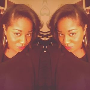 Meet your Posher, Courtney